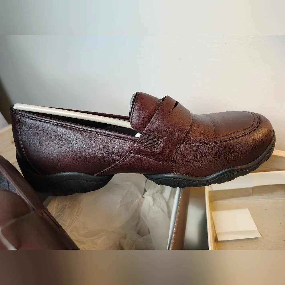 Hush Puppies 360 Women's Leather Loafers 8M
